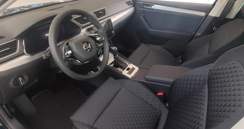 Skoda Superb cena 173000 przebieg: 9, rok produkcji 2024 z Sieraków małe 4